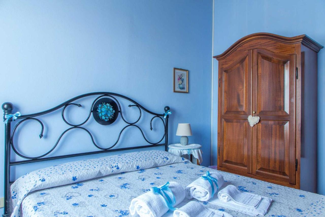 Antica Casa Dei Rassicurati Bed & Breakfast Монтекарло Екстериор снимка